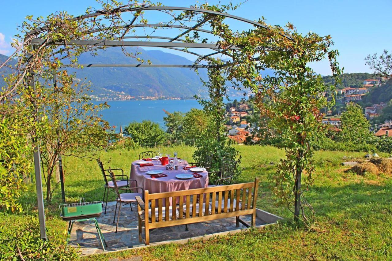 Tre Terre Ferienwohnung Pianello Del Lario Esterno foto