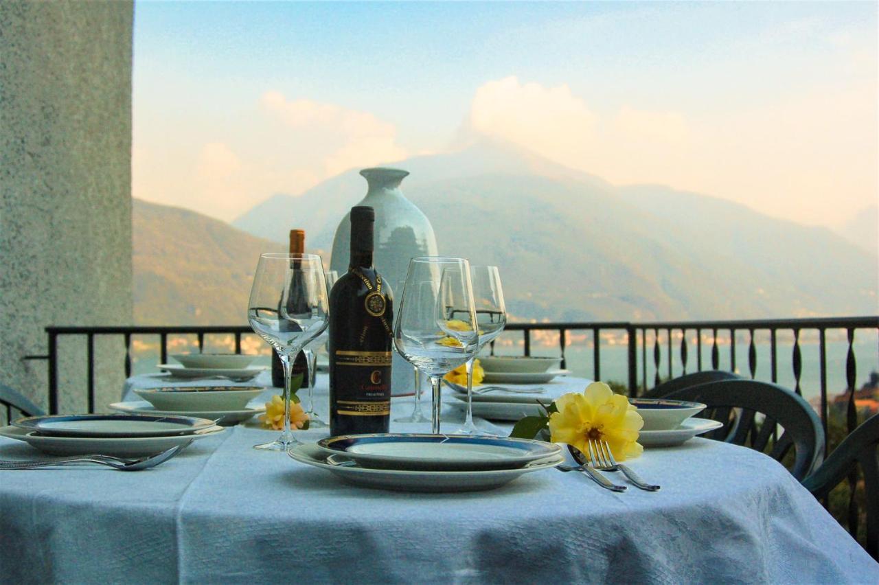 Tre Terre Ferienwohnung Pianello Del Lario Esterno foto