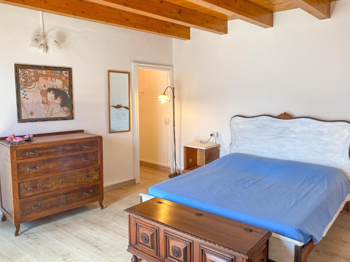 Tre Terre Ferienwohnung Pianello Del Lario Esterno foto