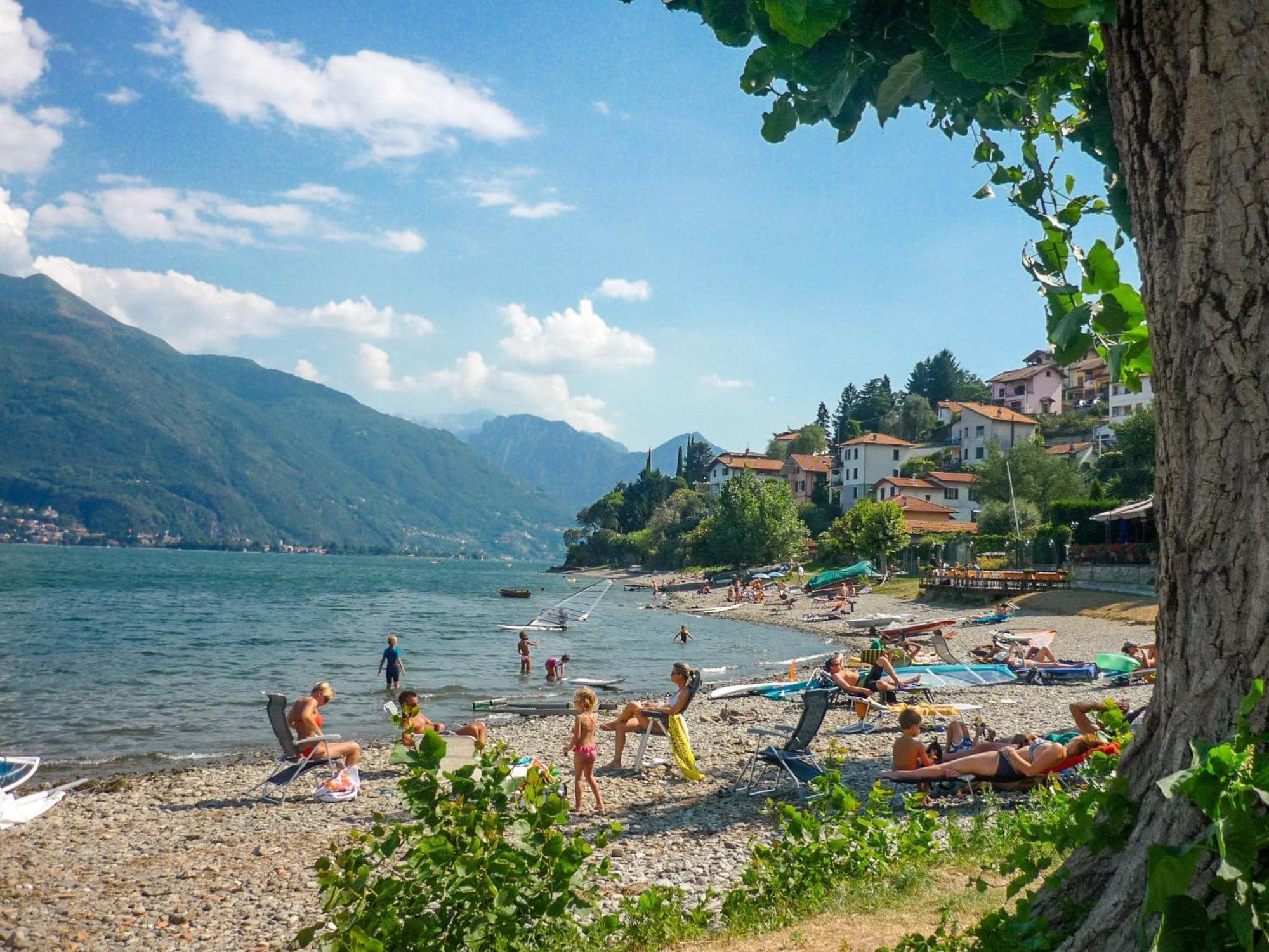 Tre Terre Ferienwohnung Pianello Del Lario Esterno foto