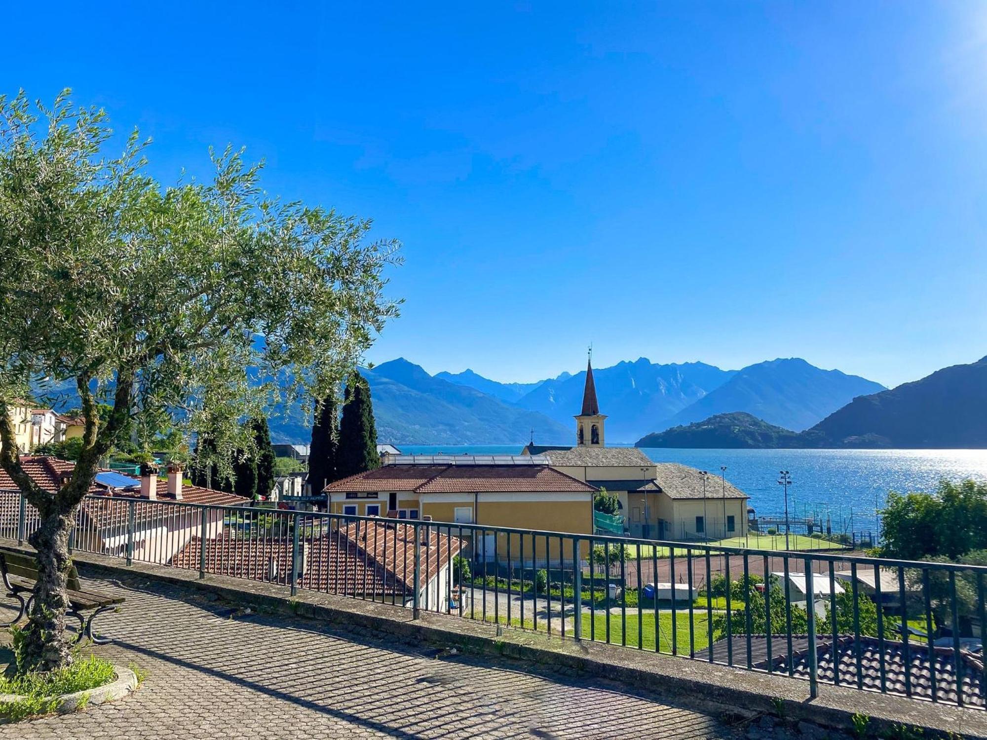 Tre Terre Ferienwohnung Pianello Del Lario Esterno foto